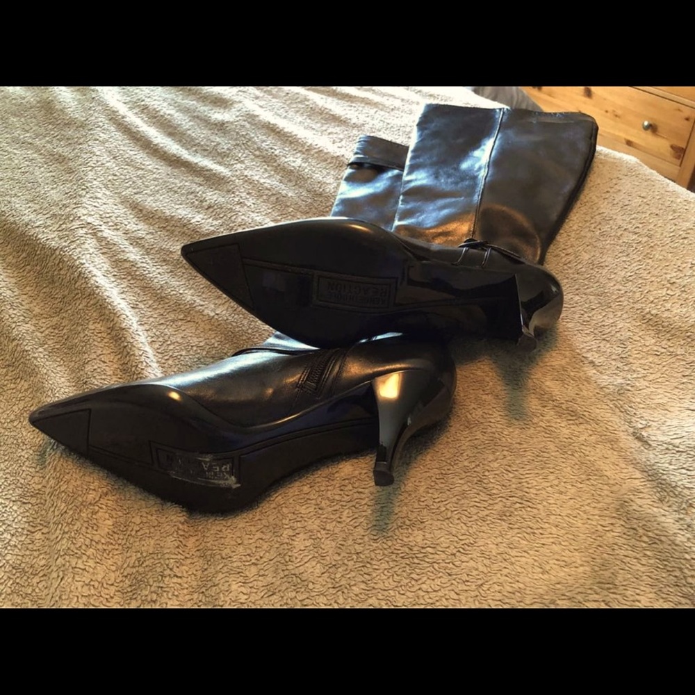 Women’s 9 west boots Brand new size 8 black.